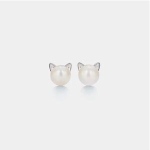 Cat ear pearl studs